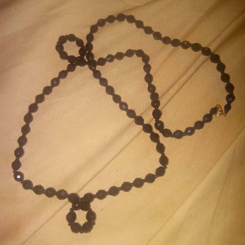 Beaded necklace